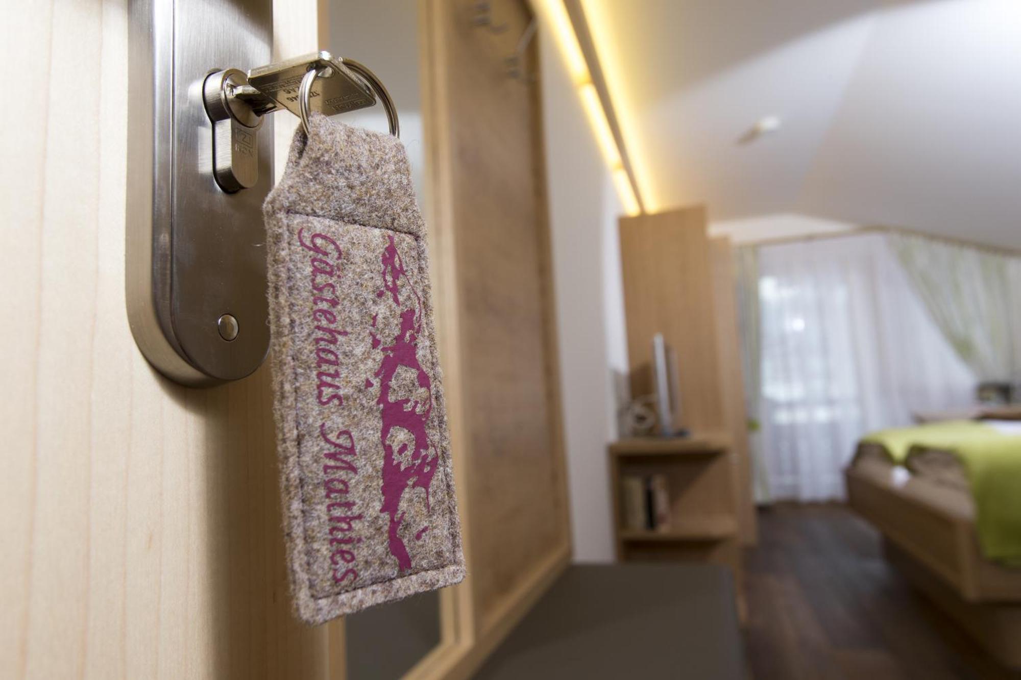 Gaestehaus Mathies Mittelberg Szoba fotó